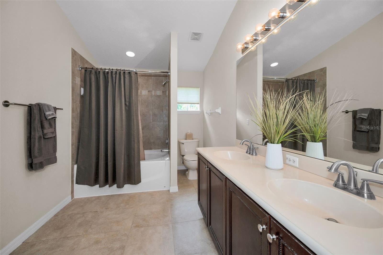 8525 SHALLOW CREEK — photo 33 of 59