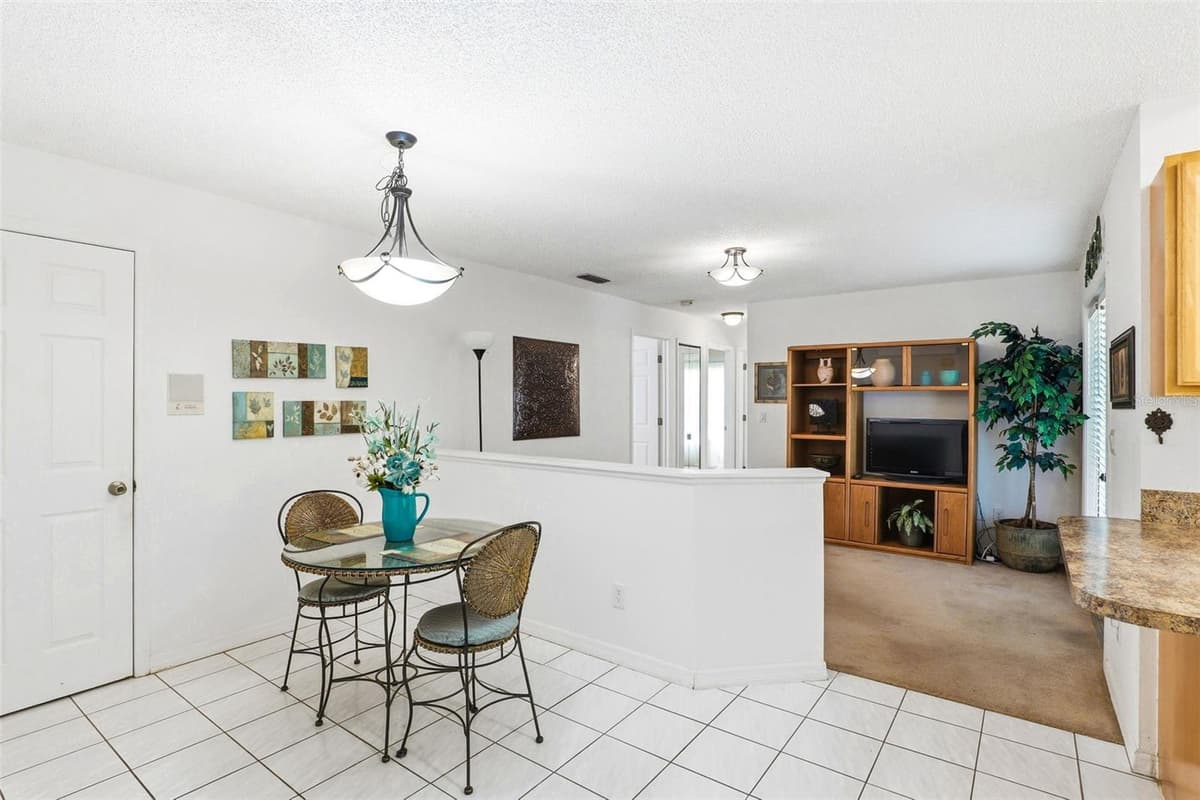 3065 PINEDA CROSSING DRIVE — photo 19 of 50