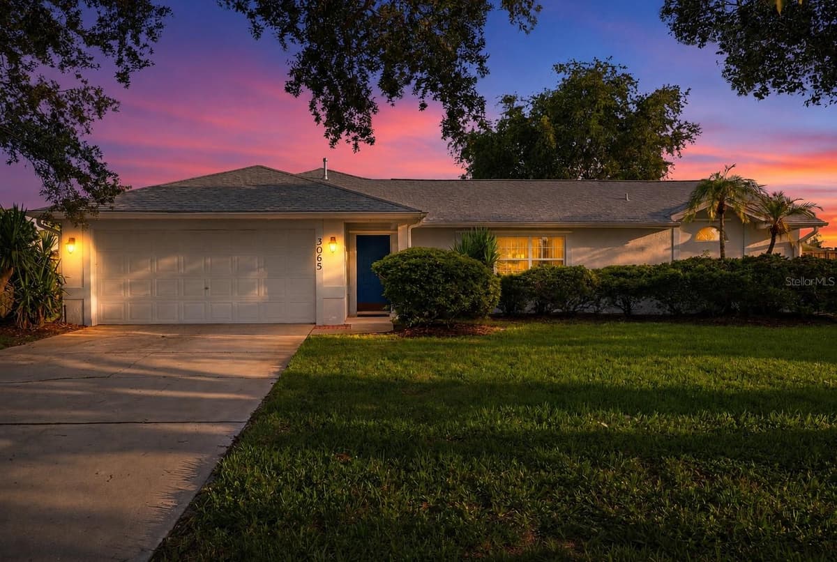 3065 PINEDA CROSSING DRIVE — photo 2 of 50