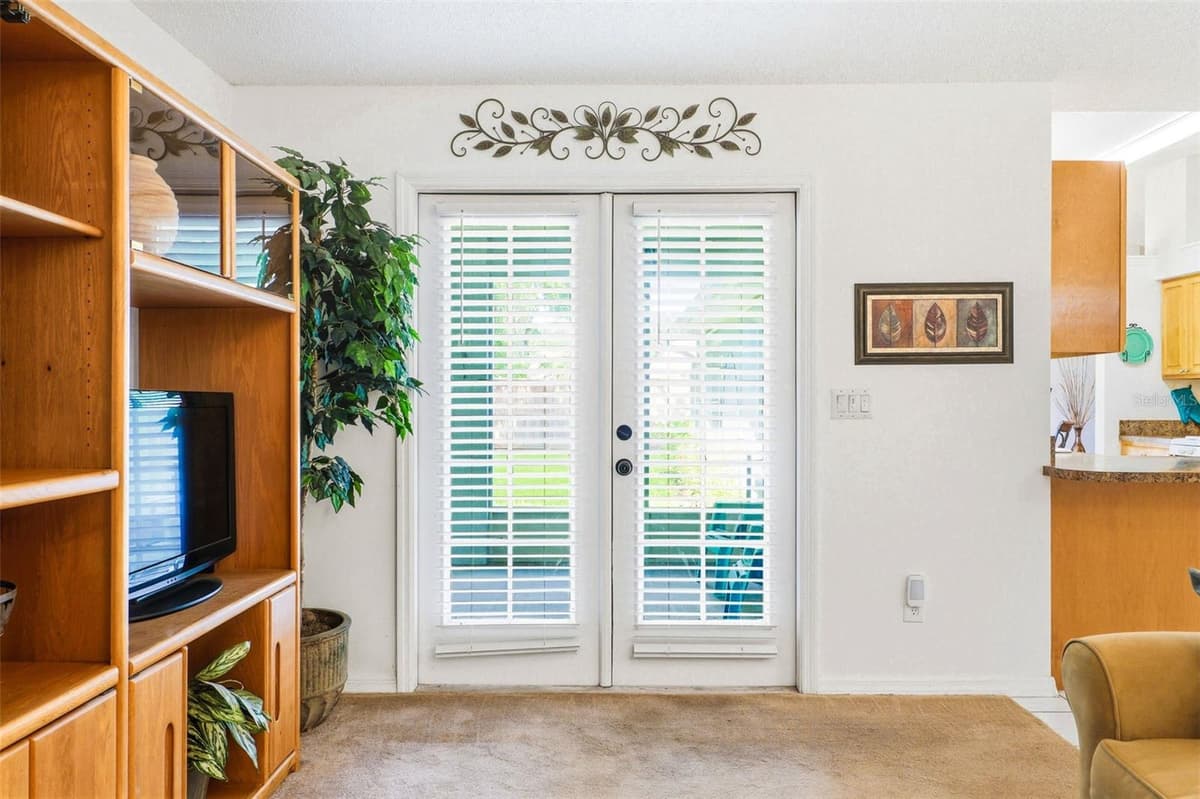 3065 PINEDA CROSSING DRIVE — photo 22 of 50