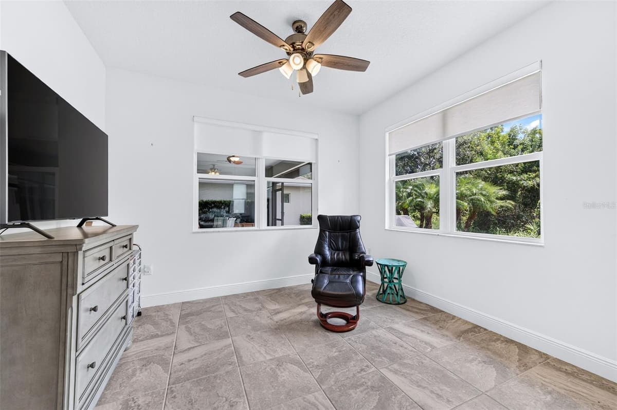 3468 DIAMOND LEAF DRIVE — photo 36 of 71