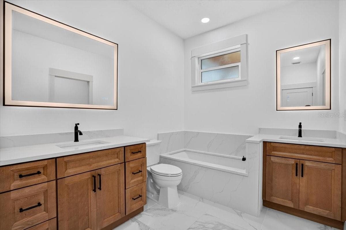 412 17TH AVENUE — photo 14 of 44