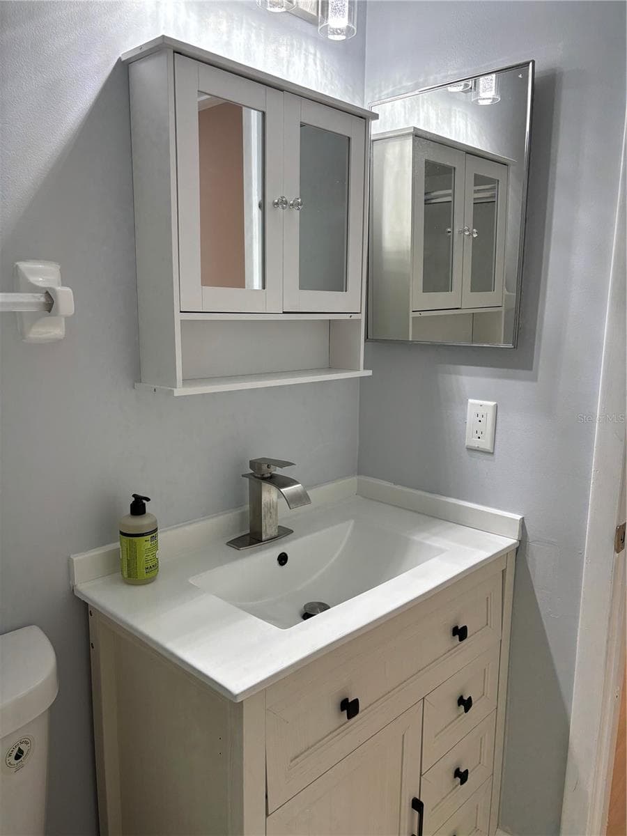7733 COUNTRY PLACE — photo 14 of 21