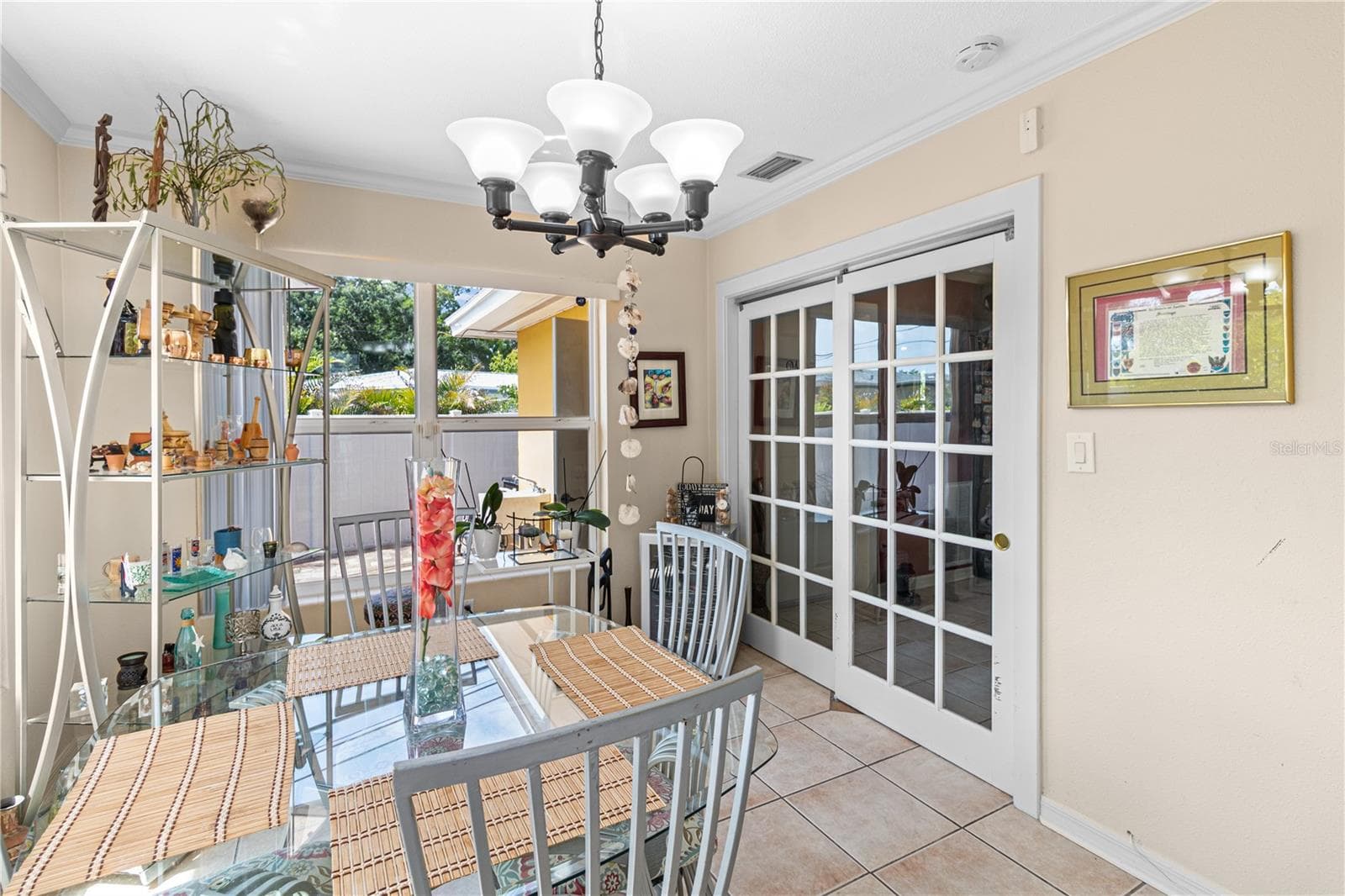 2042 ISABELLE STREET — photo 16 of 26
