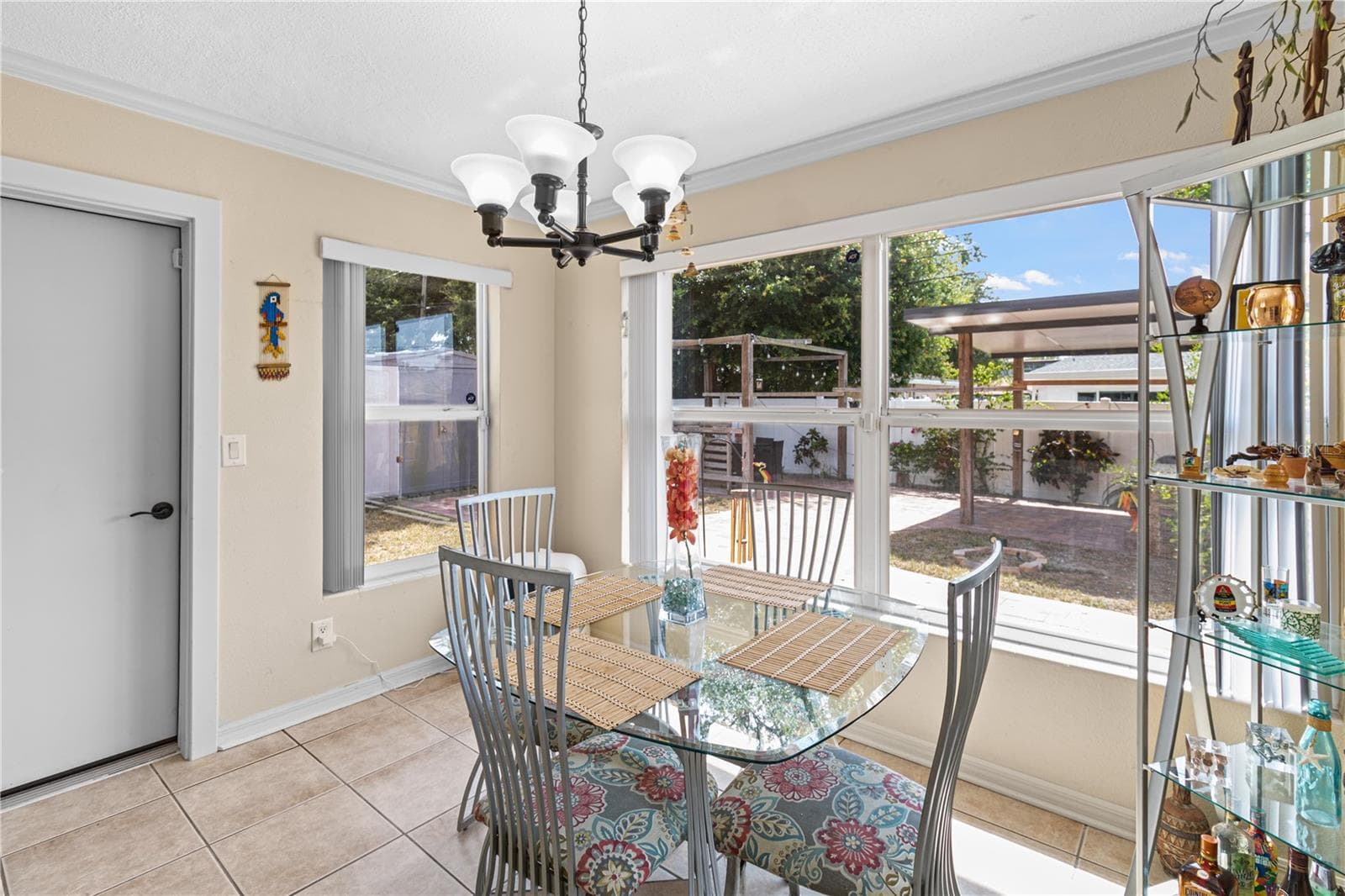 2042 ISABELLE STREET — photo 15 of 26