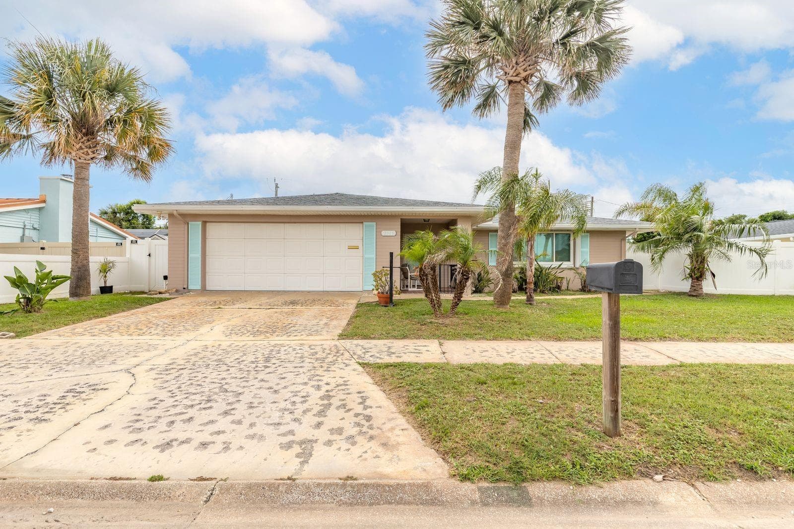 2315 BONNIE VIEW DRIVE — photo 1 of 46