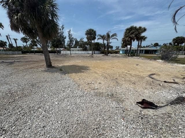 1285 HOLIDAY DRIVE — photo 4 of 19