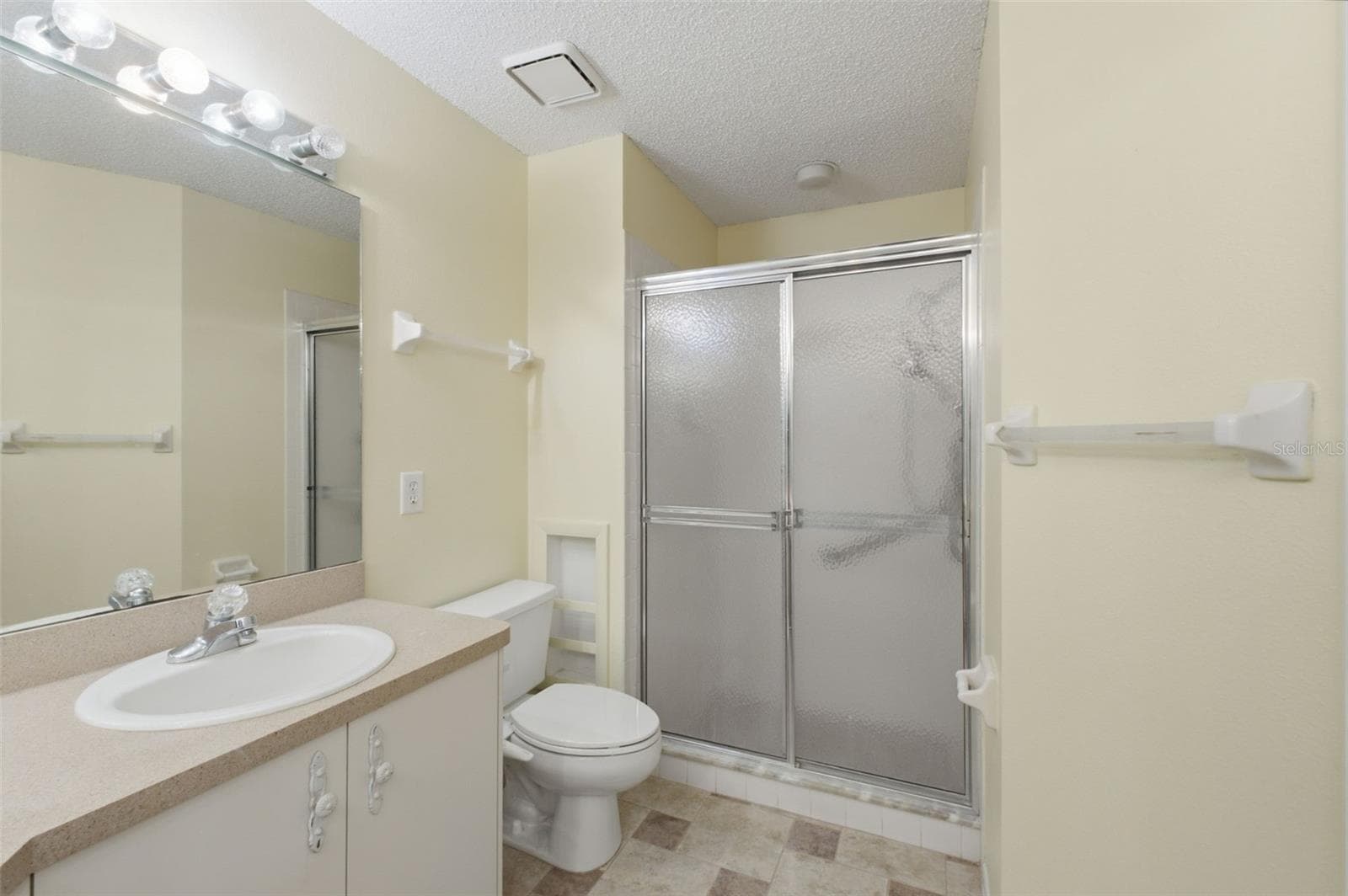6525 PINE WALK DRIVE — photo 22 of 46