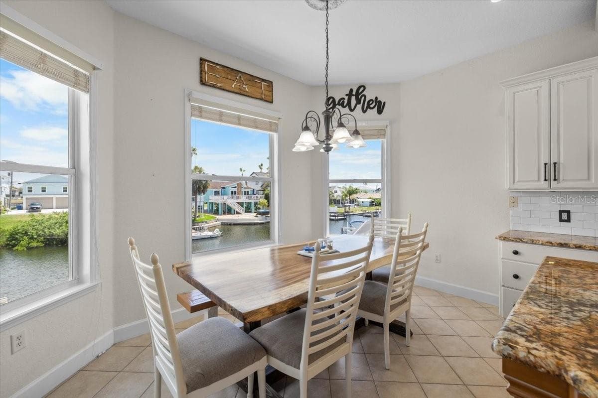 4270 CARLOS COURT — photo 17 of 50
