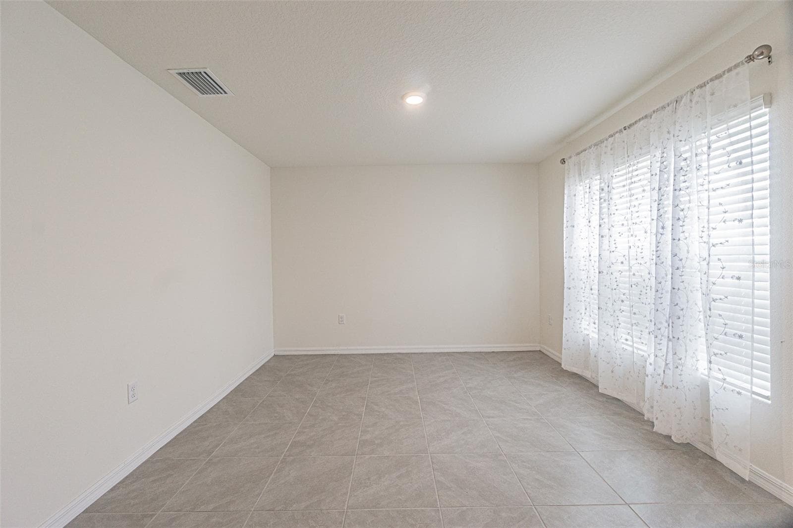9213 MISSION BAY PL — photo 34 of 49