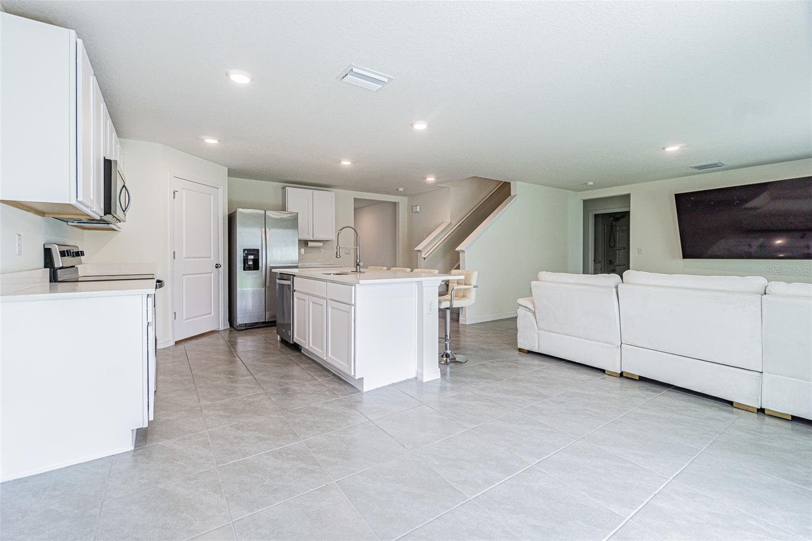 9213 MISSION BAY PL — photo 40 of 49