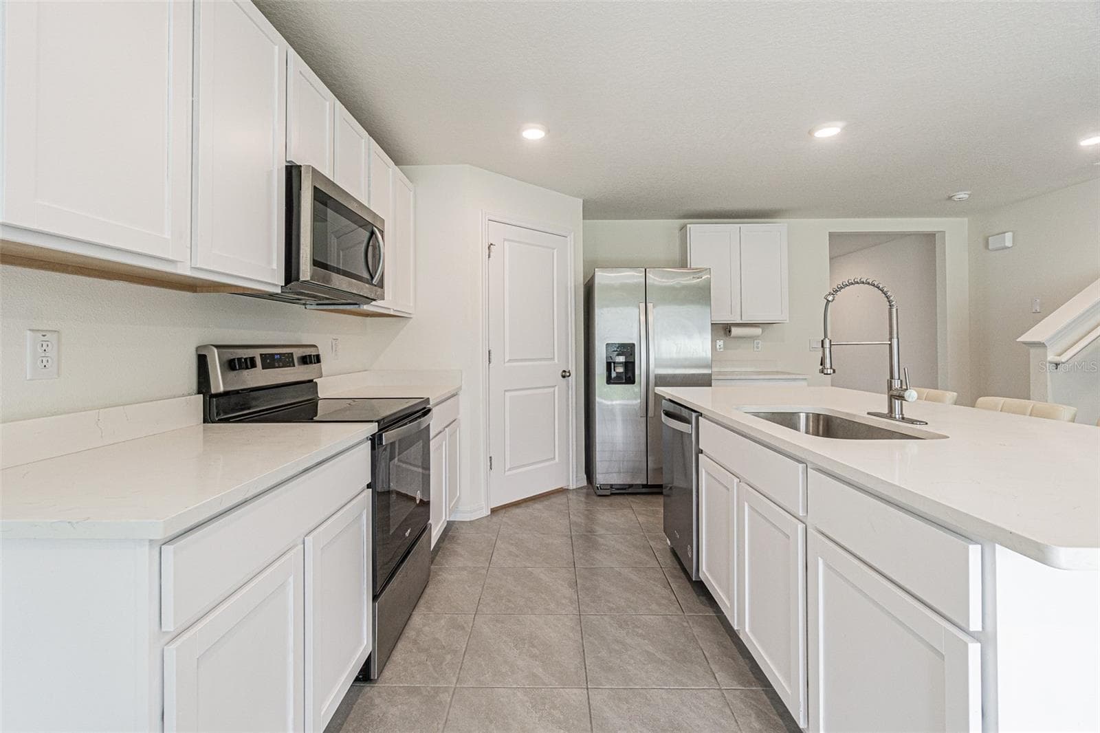 9213 MISSION BAY PL — photo 39 of 49