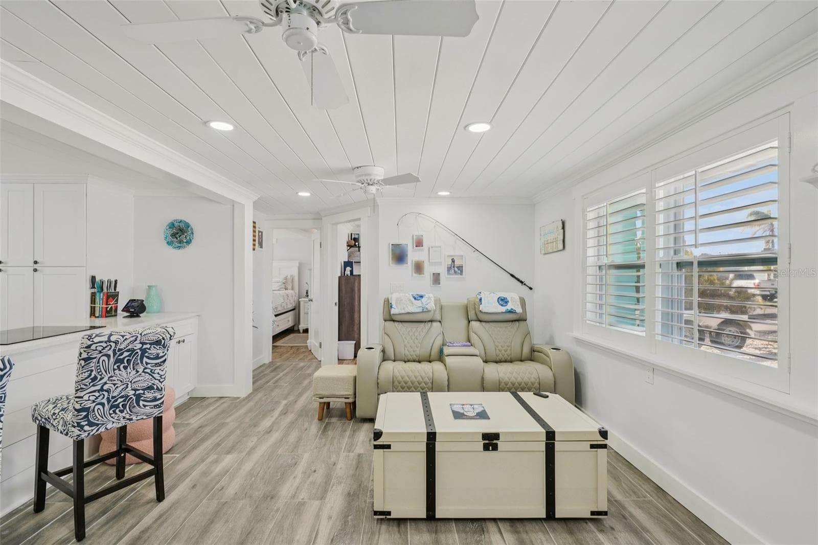 13700 LESLIE DRIVE — photo 9 of 84
