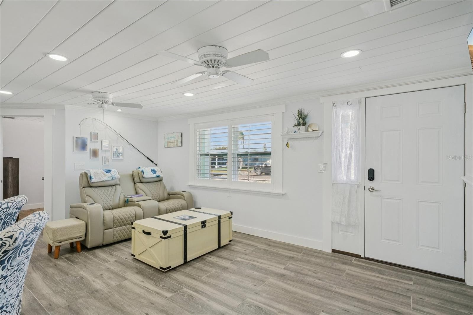 13700 LESLIE DRIVE — photo 6 of 84