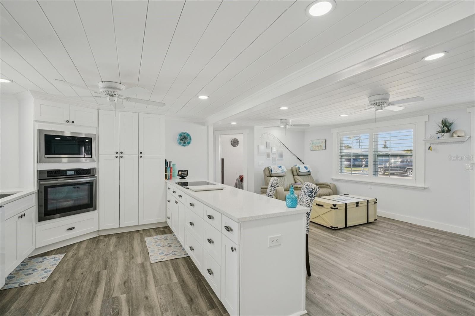 13700 LESLIE DRIVE — photo 25 of 84