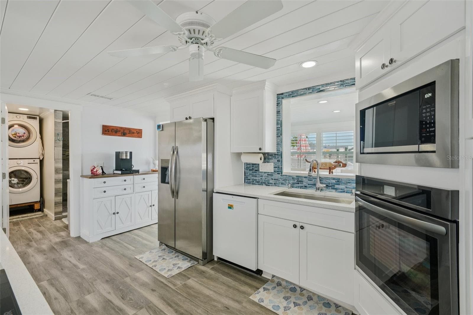 13700 LESLIE DRIVE — photo 31 of 84