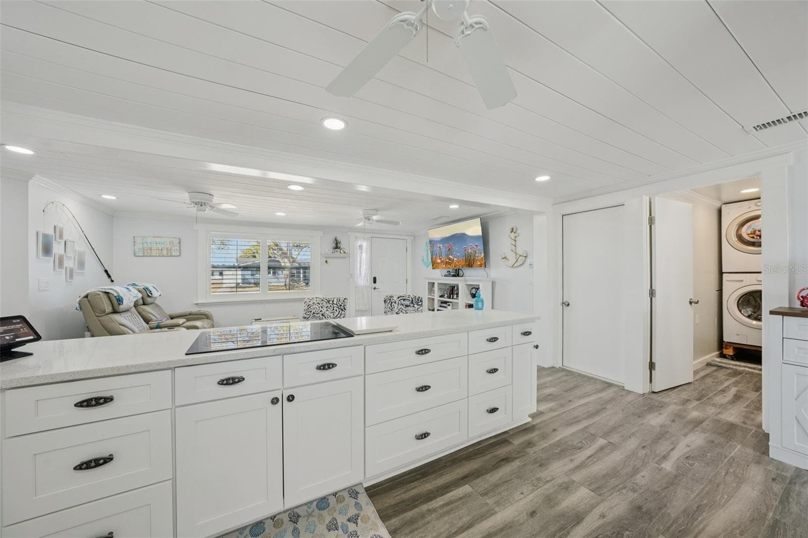 13700 LESLIE DRIVE — photo 28 of 84