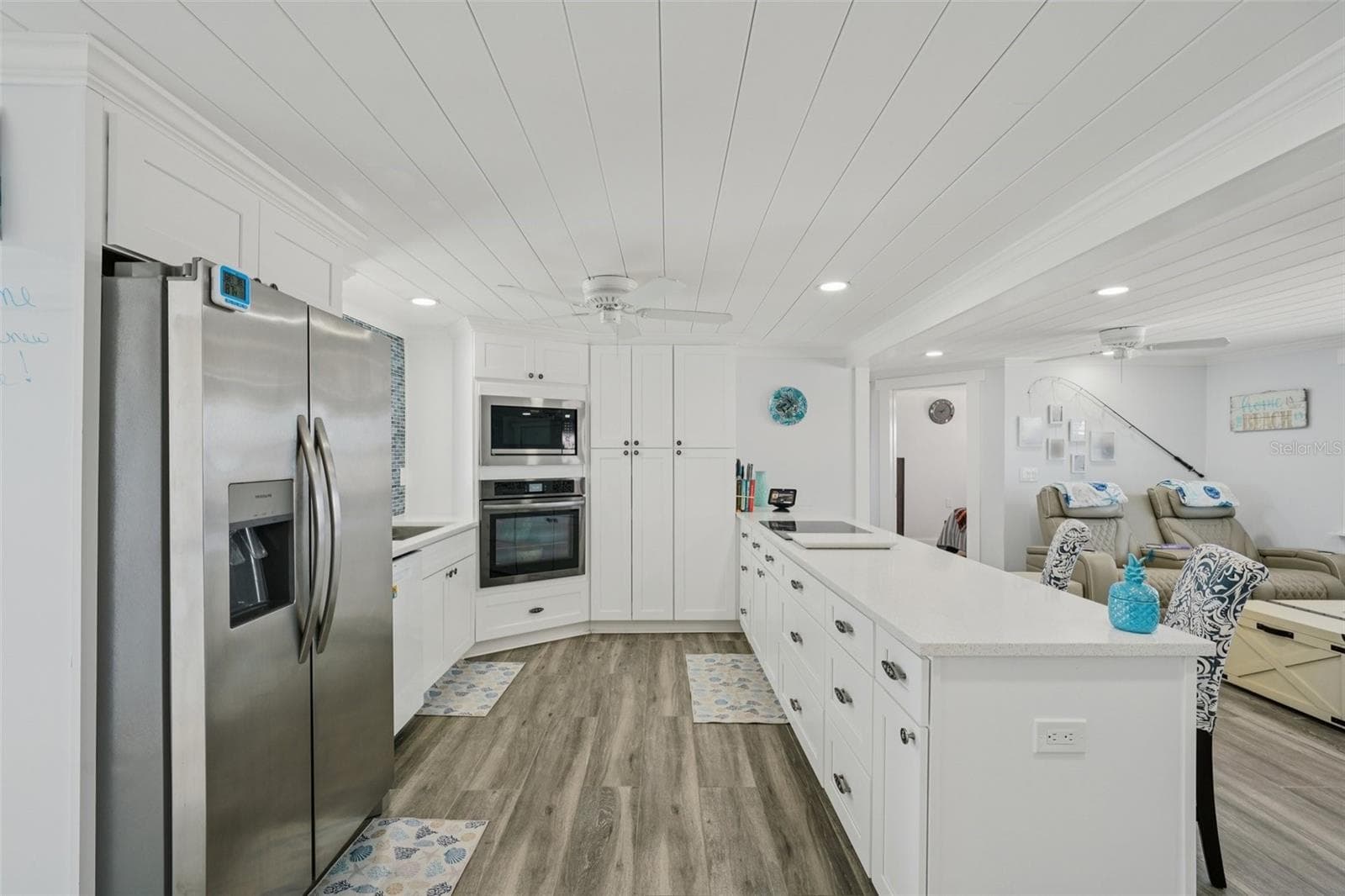 13700 LESLIE DRIVE — photo 23 of 84
