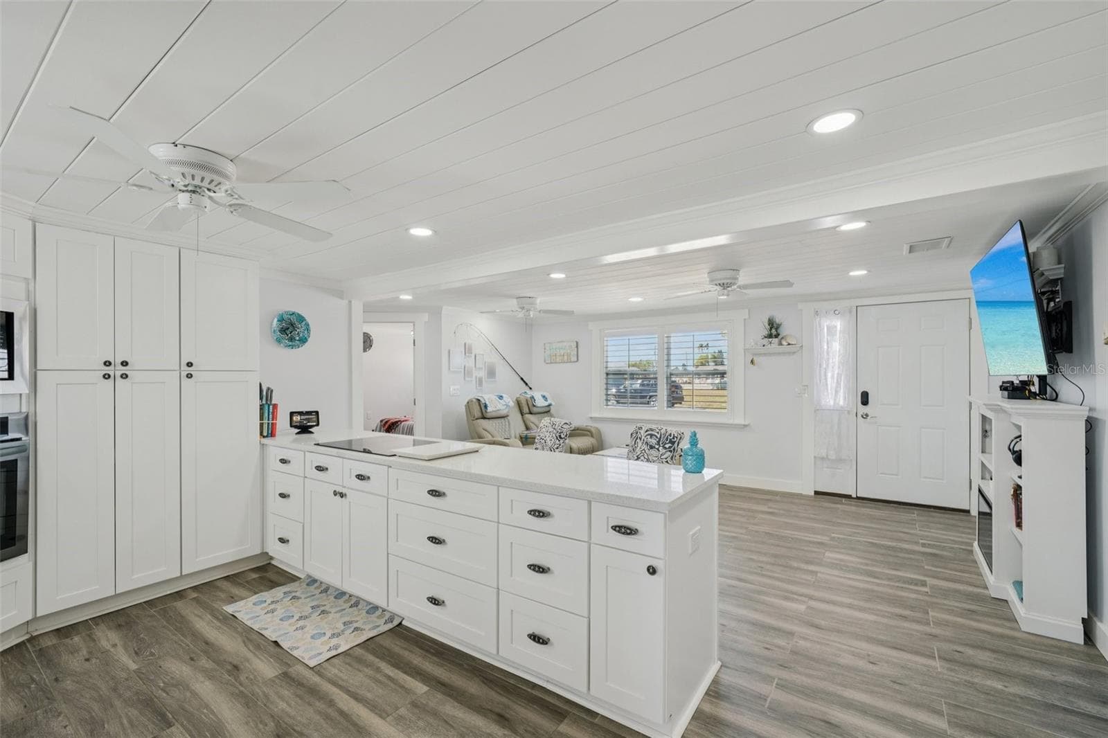 13700 LESLIE DRIVE — photo 26 of 84