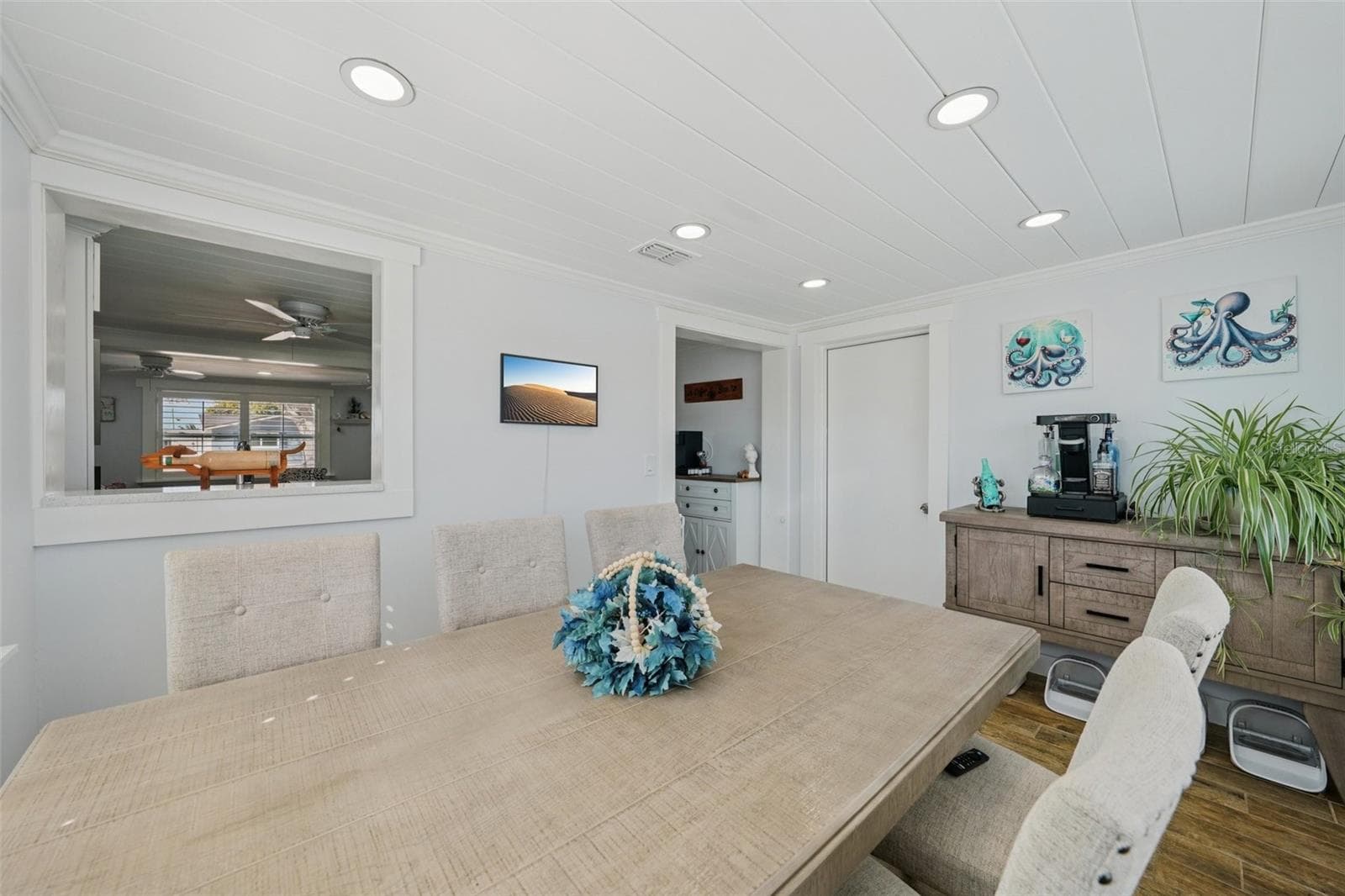 13700 LESLIE DRIVE — photo 15 of 84