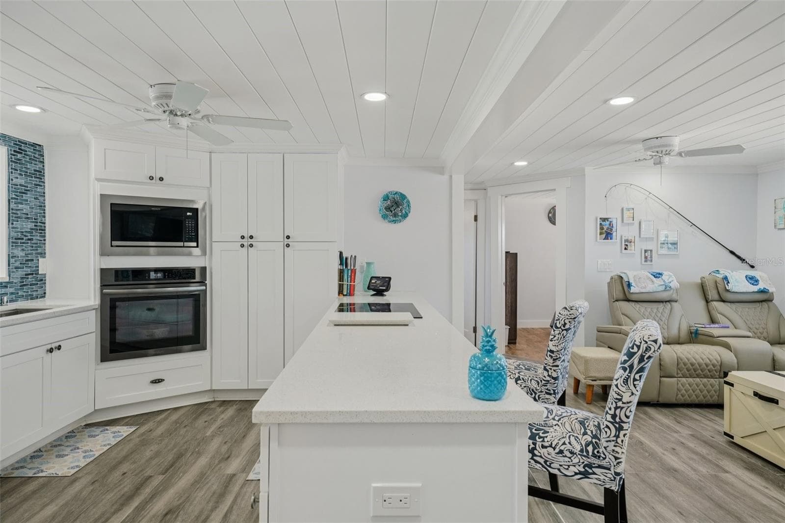 13700 LESLIE DRIVE — photo 24 of 84