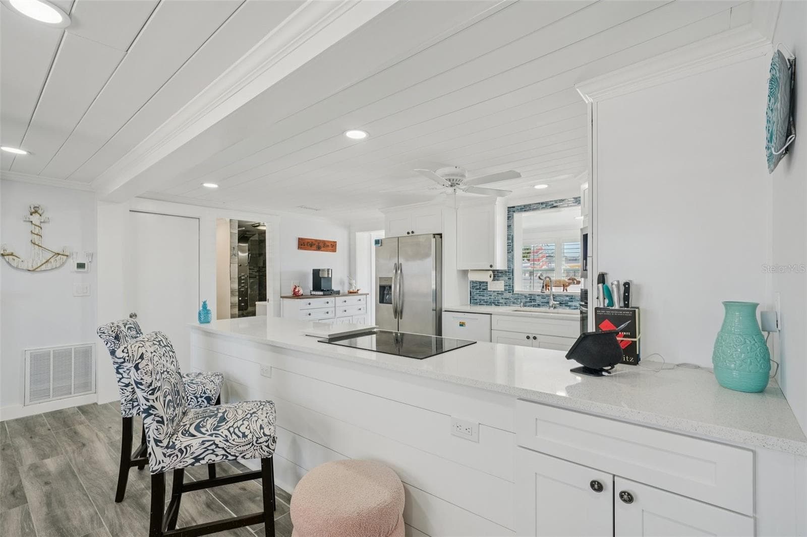 13700 LESLIE DRIVE — photo 18 of 84