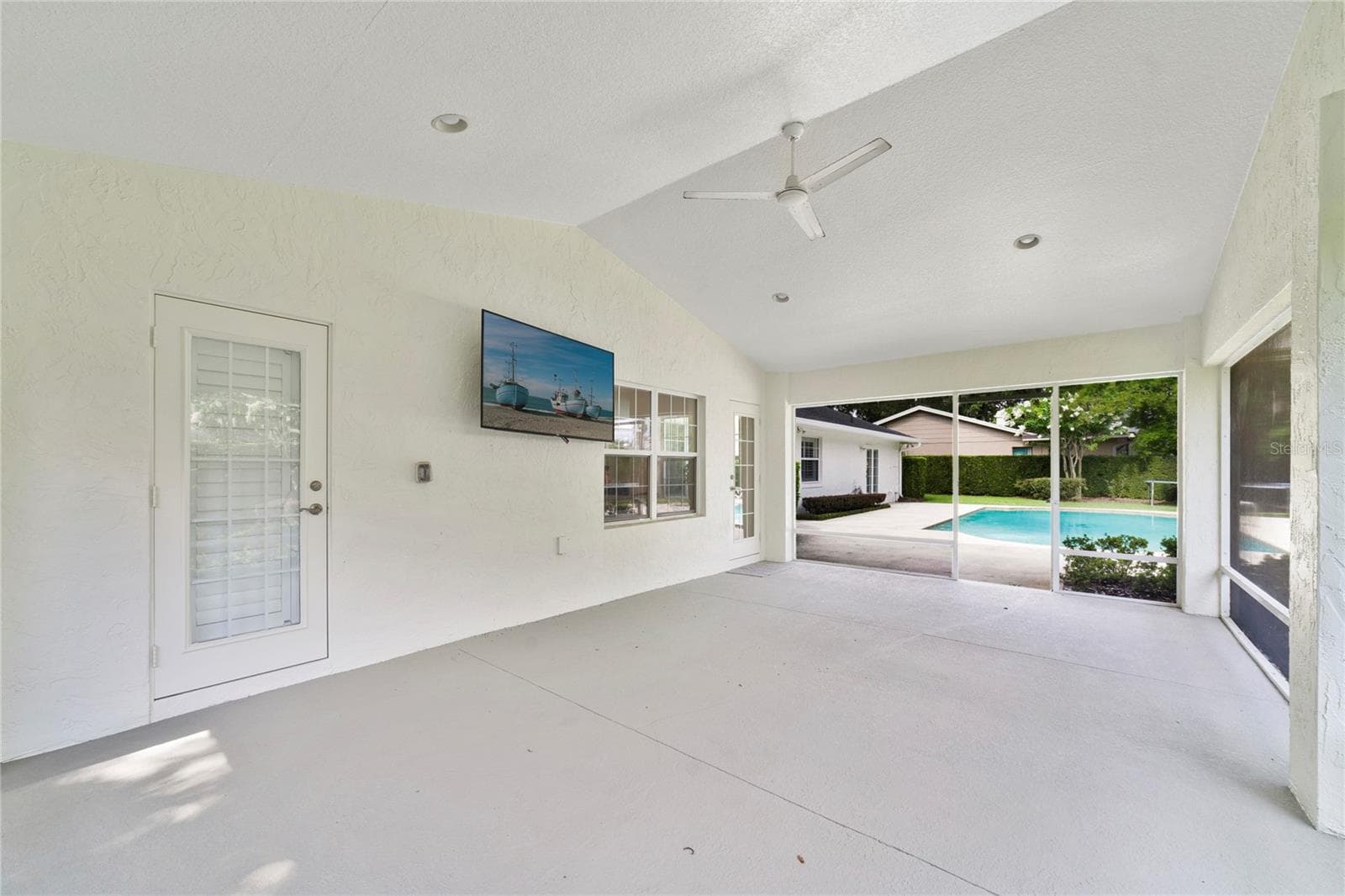 1615 KING ARTHUR CIRCLE — photo 35 of 43