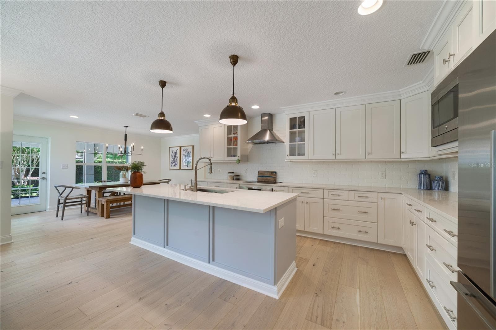 1615 KING ARTHUR CIRCLE — photo 18 of 43