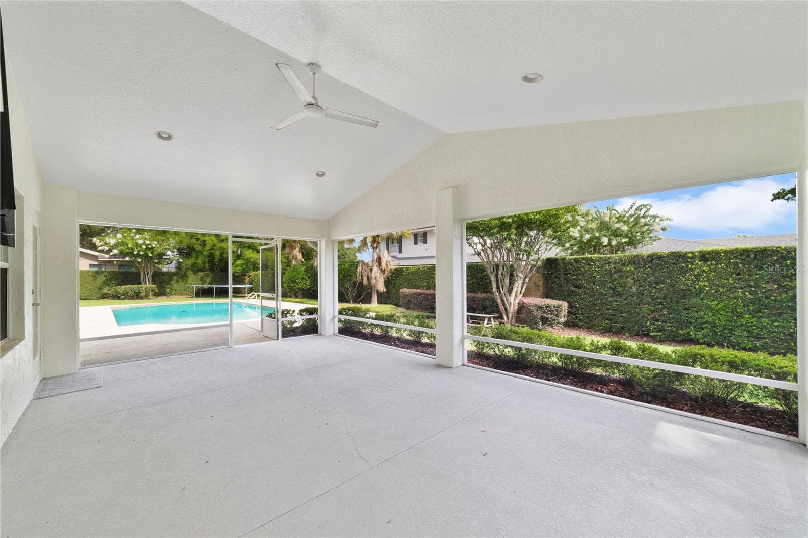 1615 KING ARTHUR CIRCLE — photo 36 of 43