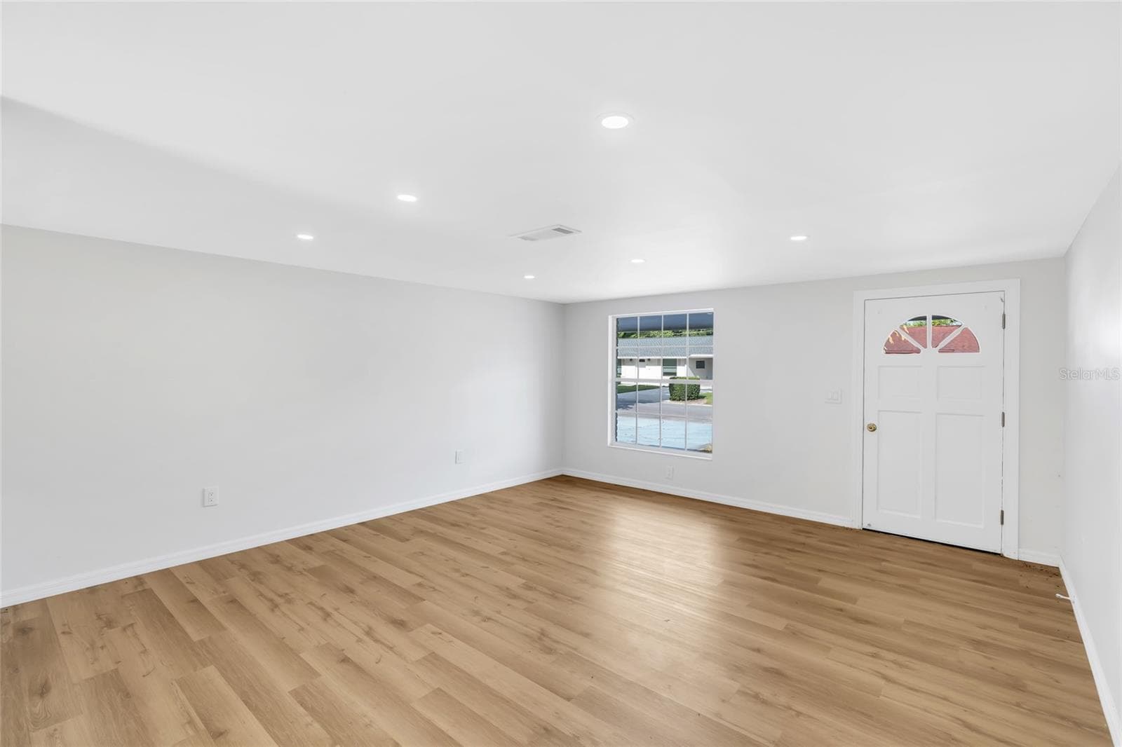 4603 ATLANTIC AVENUE — photo 12 of 51