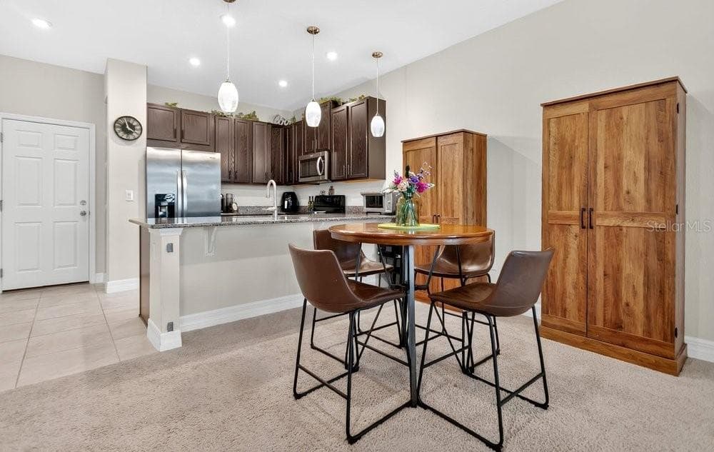 2145 VALENCIA BLOSSOM STREET — photo 8 of 32
