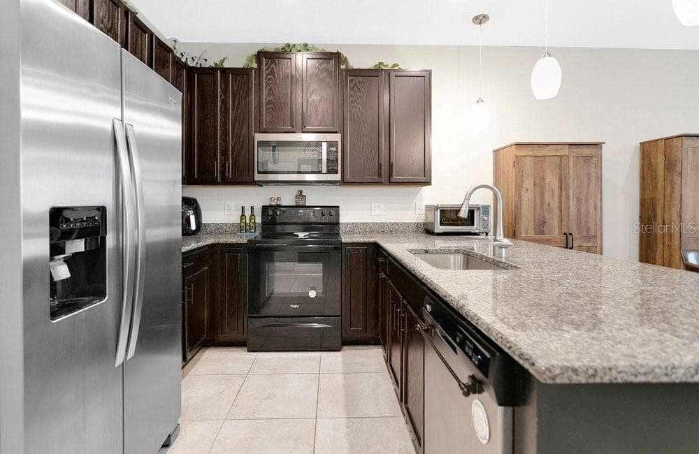 2145 VALENCIA BLOSSOM STREET — photo 6 of 32