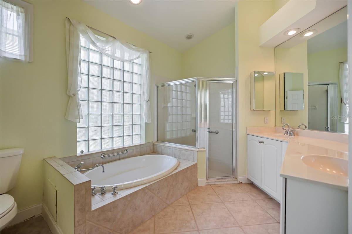 7159 VICTORIA CIRCLE — photo 28 of 58