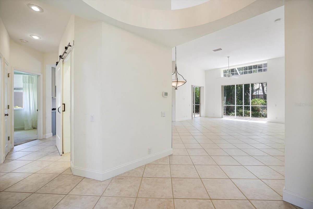 7159 VICTORIA CIRCLE — photo 13 of 58