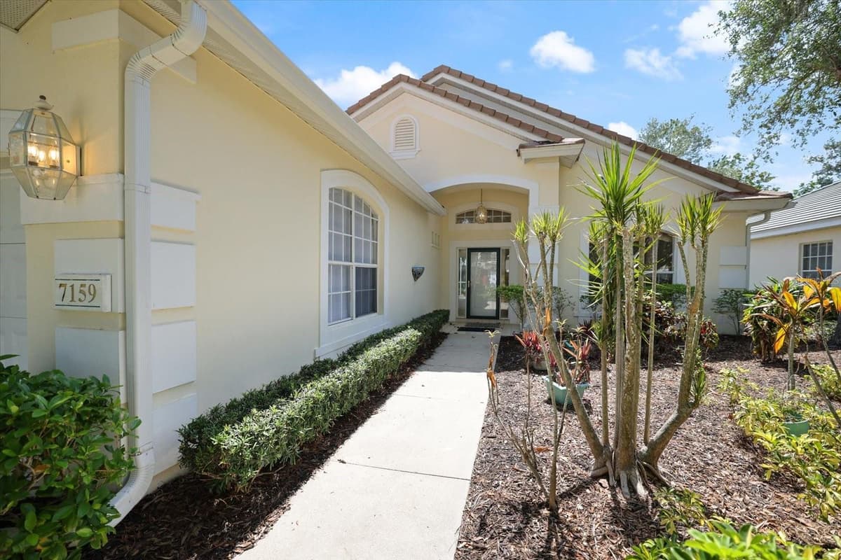 7159 VICTORIA CIRCLE — photo 1 of 58