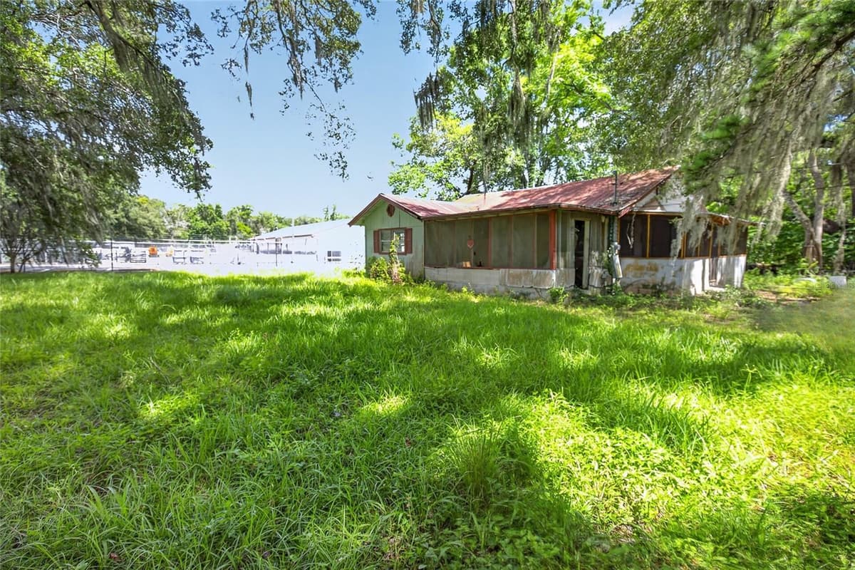 19370 FORT DADE AVENUE — photo 18 of 33