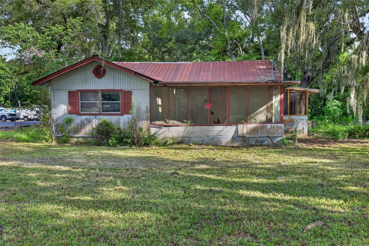 19370 FORT DADE AVENUE — photo 25 of 33