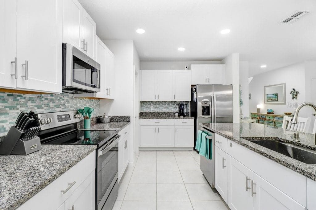 11099 RADIANT SHORE LOOP — photo 9 of 69