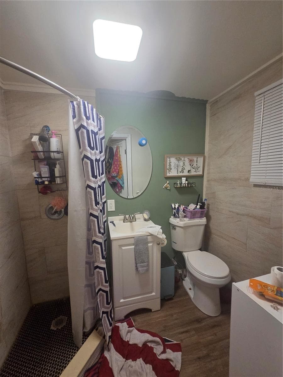 13913 BERKOWITZ AVENUE — photo 7 of 17