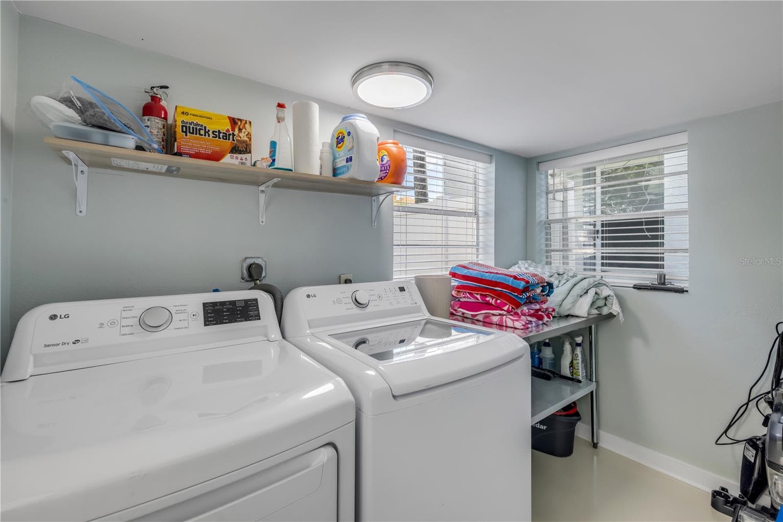 308 DUE EAST STREET — photo 41 of 90