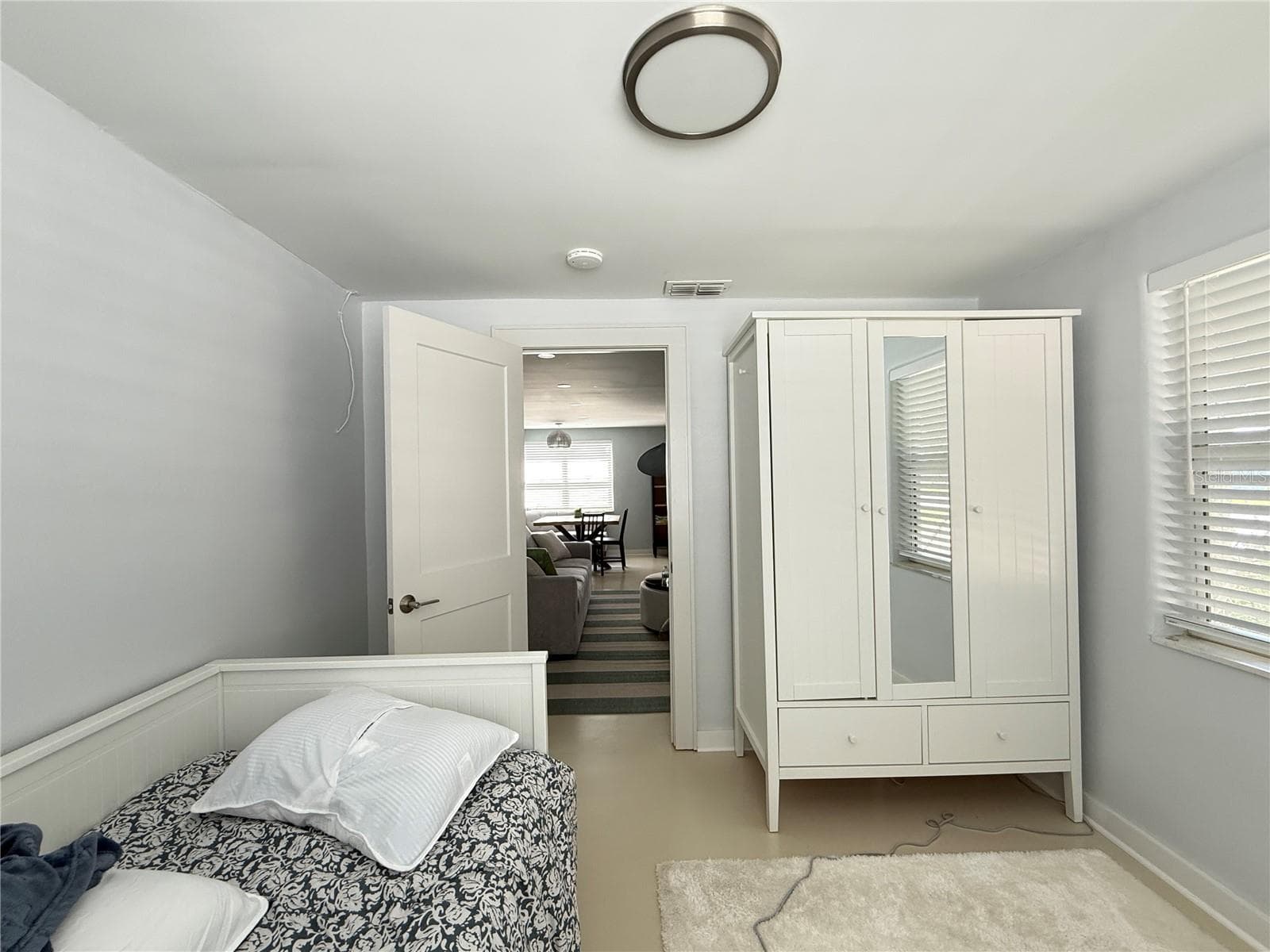 308 DUE EAST STREET — photo 86 of 90