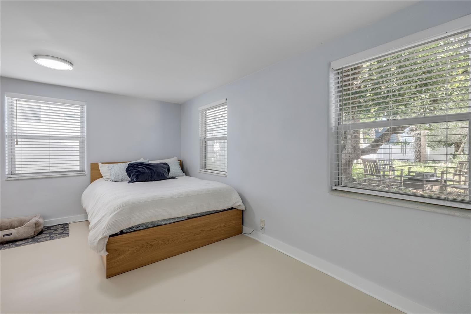 308 DUE EAST STREET — photo 27 of 90