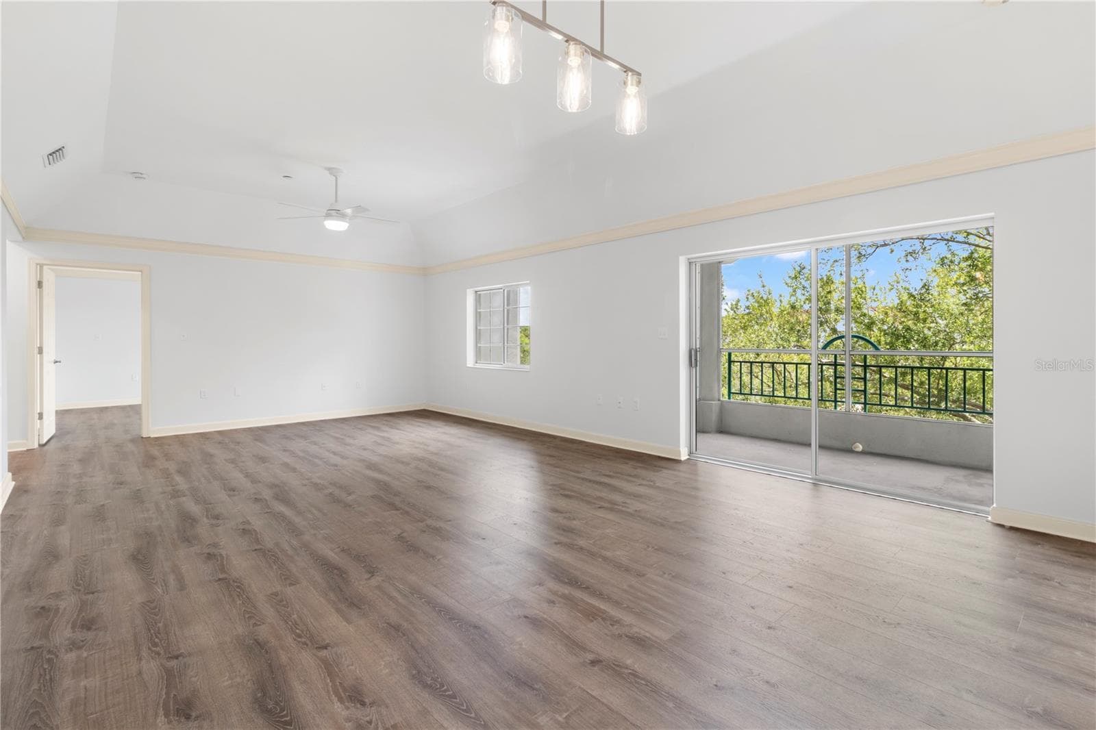 3731 SARASOTA SQUARE BOULEVARD — photo 19 of 54
