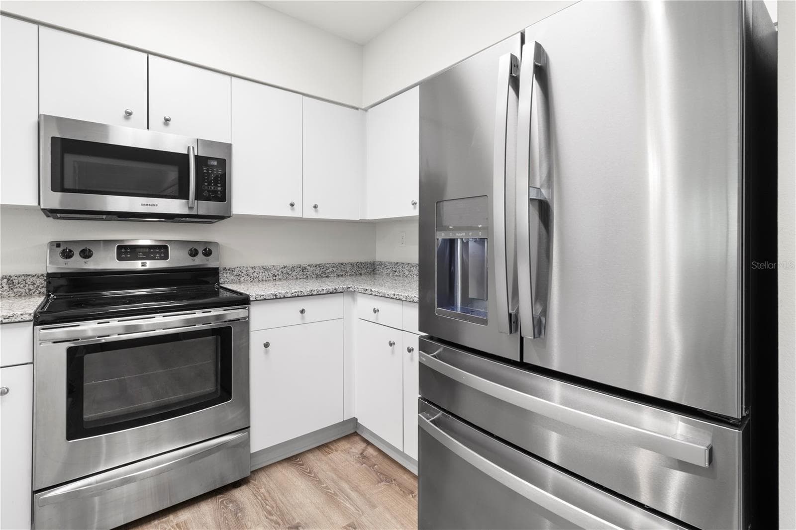3731 SARASOTA SQUARE BOULEVARD — photo 14 of 54