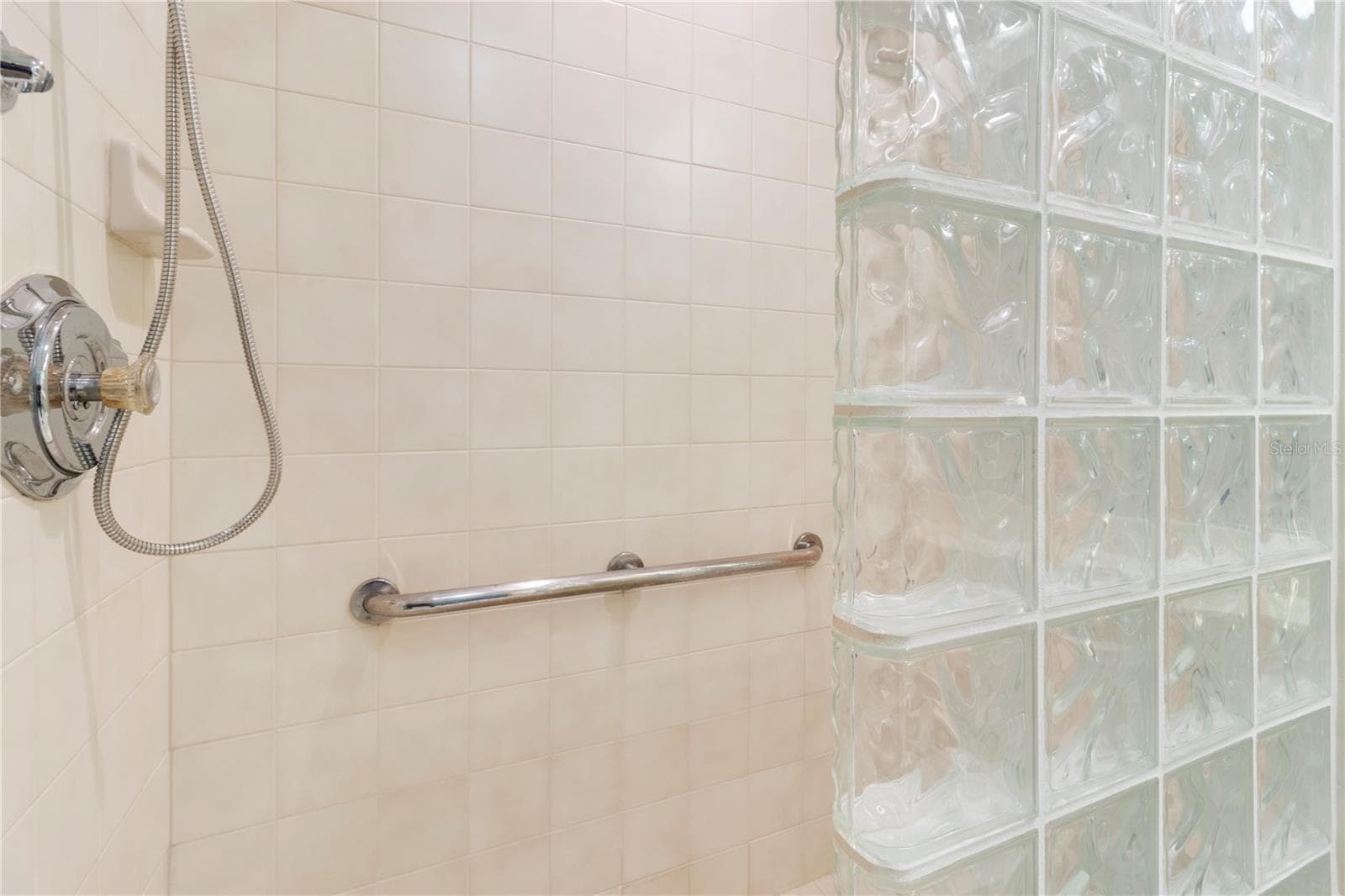 3731 SARASOTA SQUARE BOULEVARD — photo 46 of 54