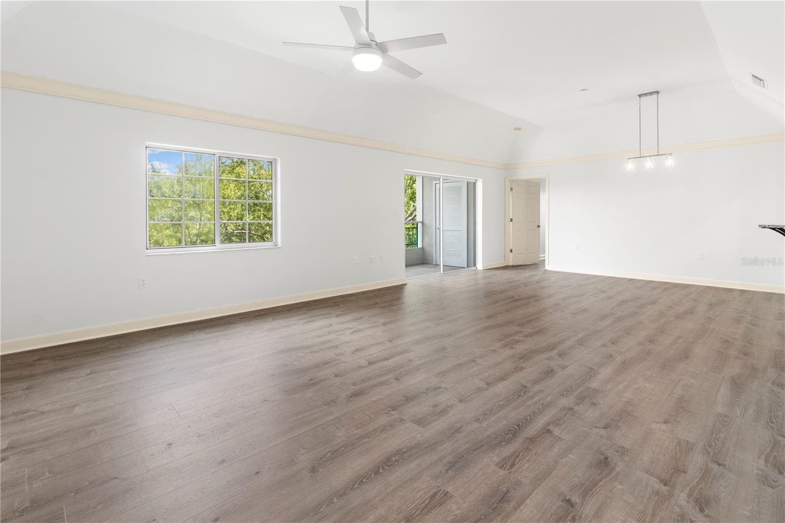 3731 SARASOTA SQUARE BOULEVARD — photo 26 of 54