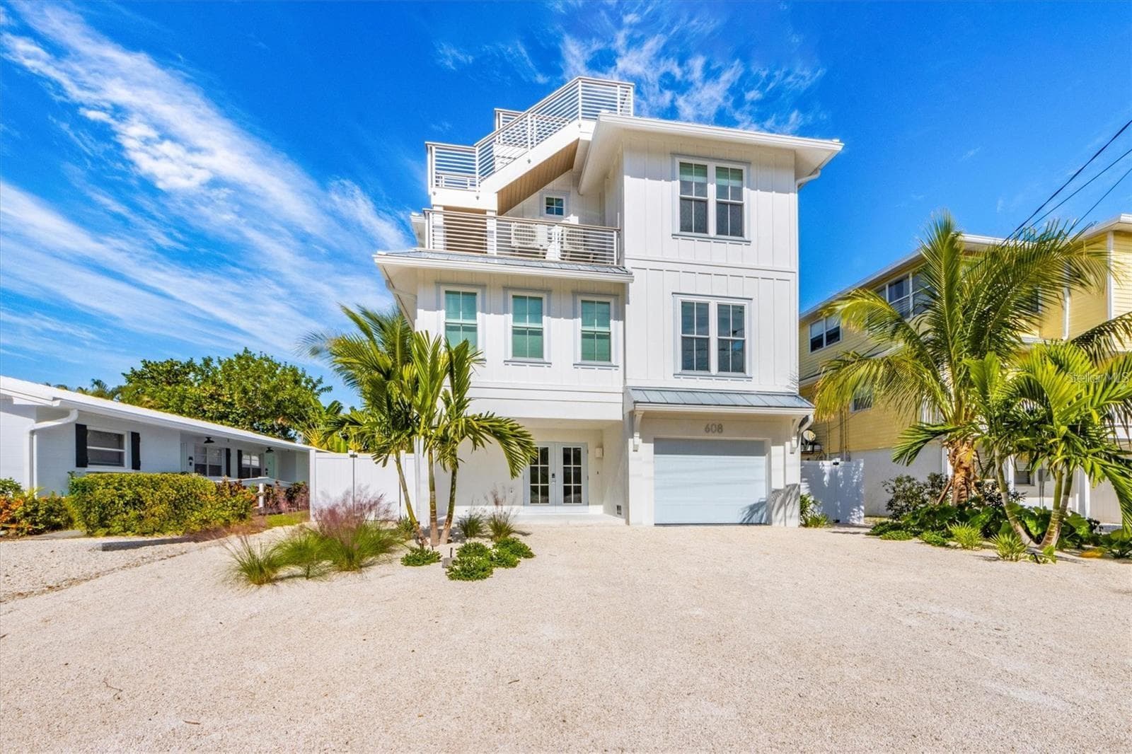 764 JACARANDA ROAD — photo 1 of 47