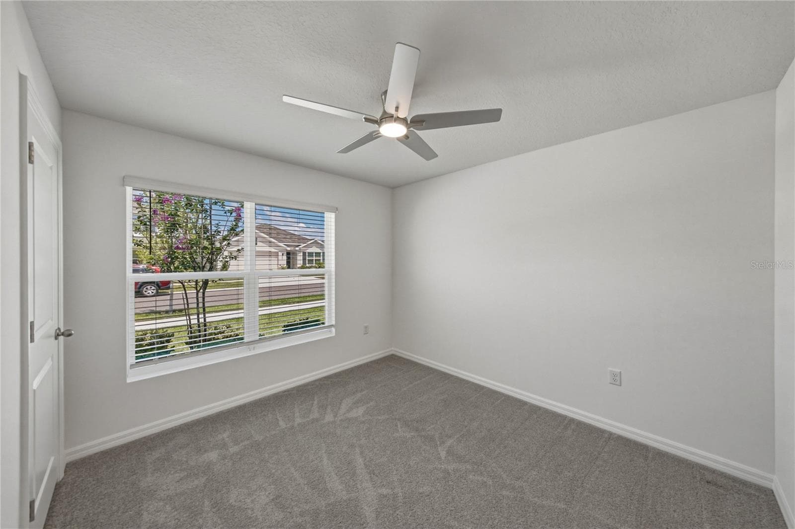 3062 LIVING CORAL STREET — photo 10 of 58