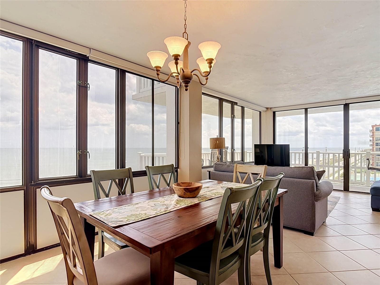 3580 OCEAN SHORE BOULEVARD — photo 4 of 56