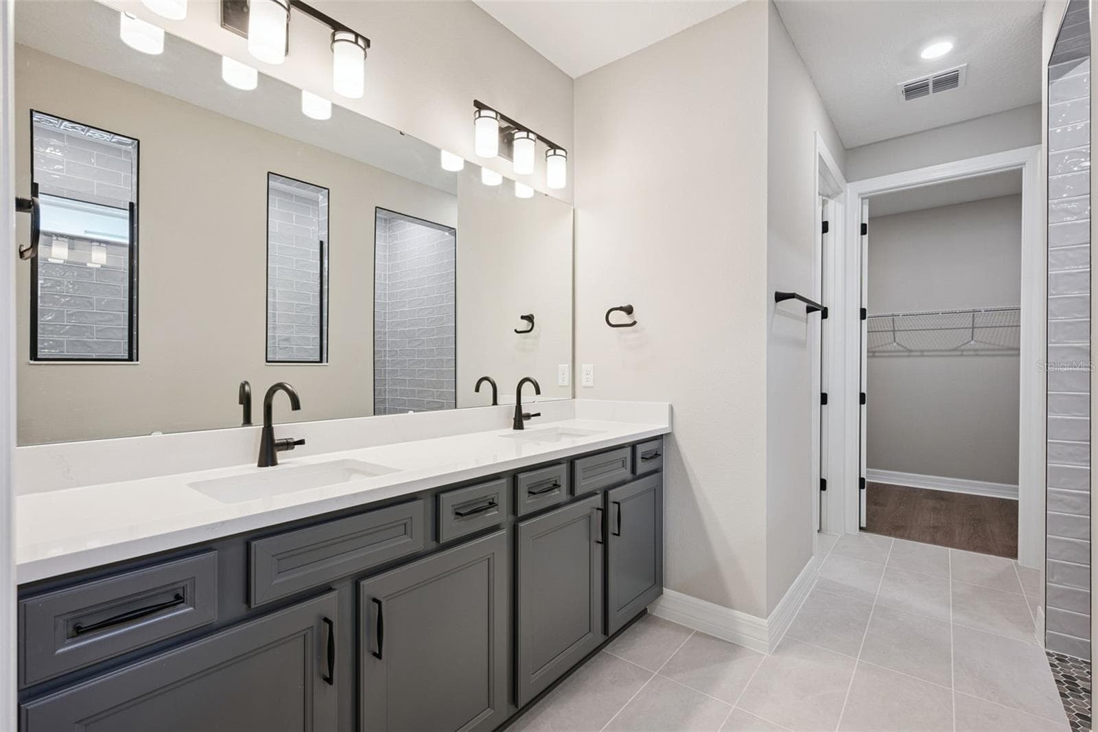 2458 DEL WEBB DRIVE — photo 22 of 61